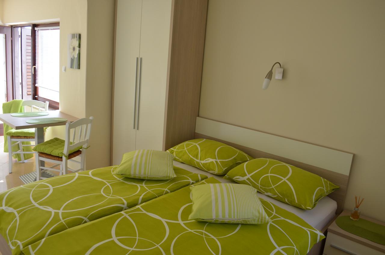 Apartments Mihalic I Baška Eksteriør billede