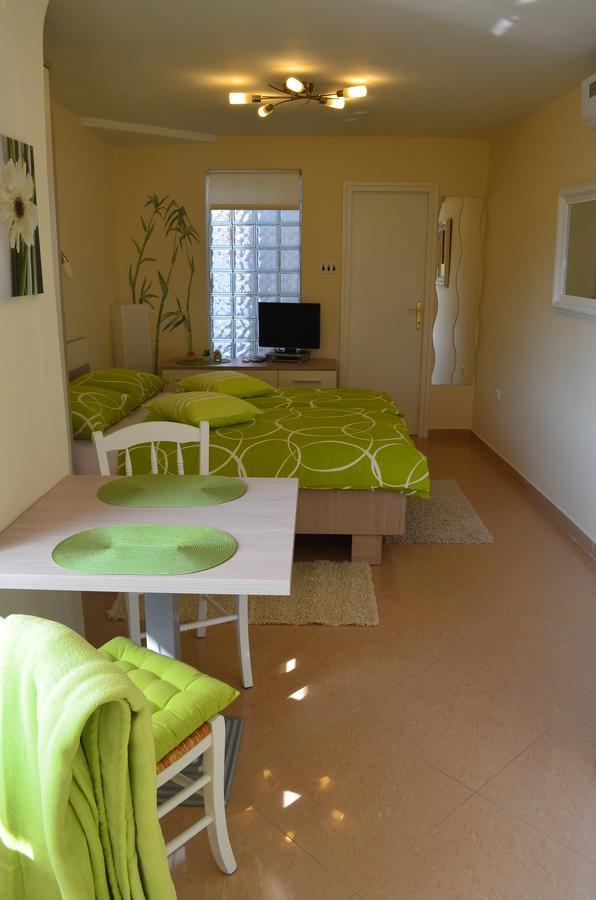 Apartments Mihalic I Baška Eksteriør billede