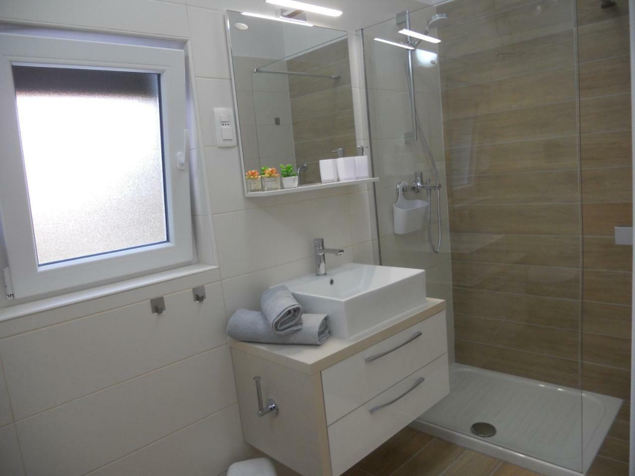 Apartments Mihalic I Baška Eksteriør billede